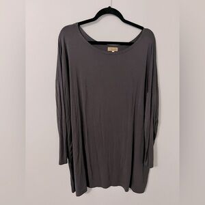 Women's Gray Top